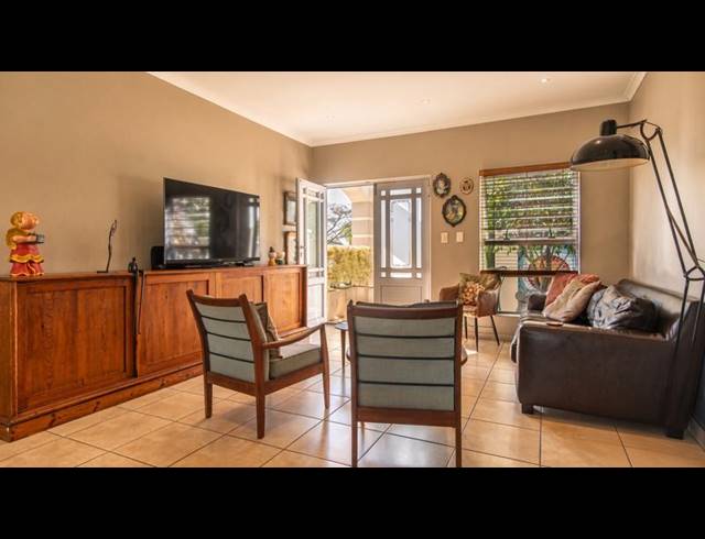 3 BEDROOM CLUSTER FOR SALE IN SONSTRAAL HEIGHTS